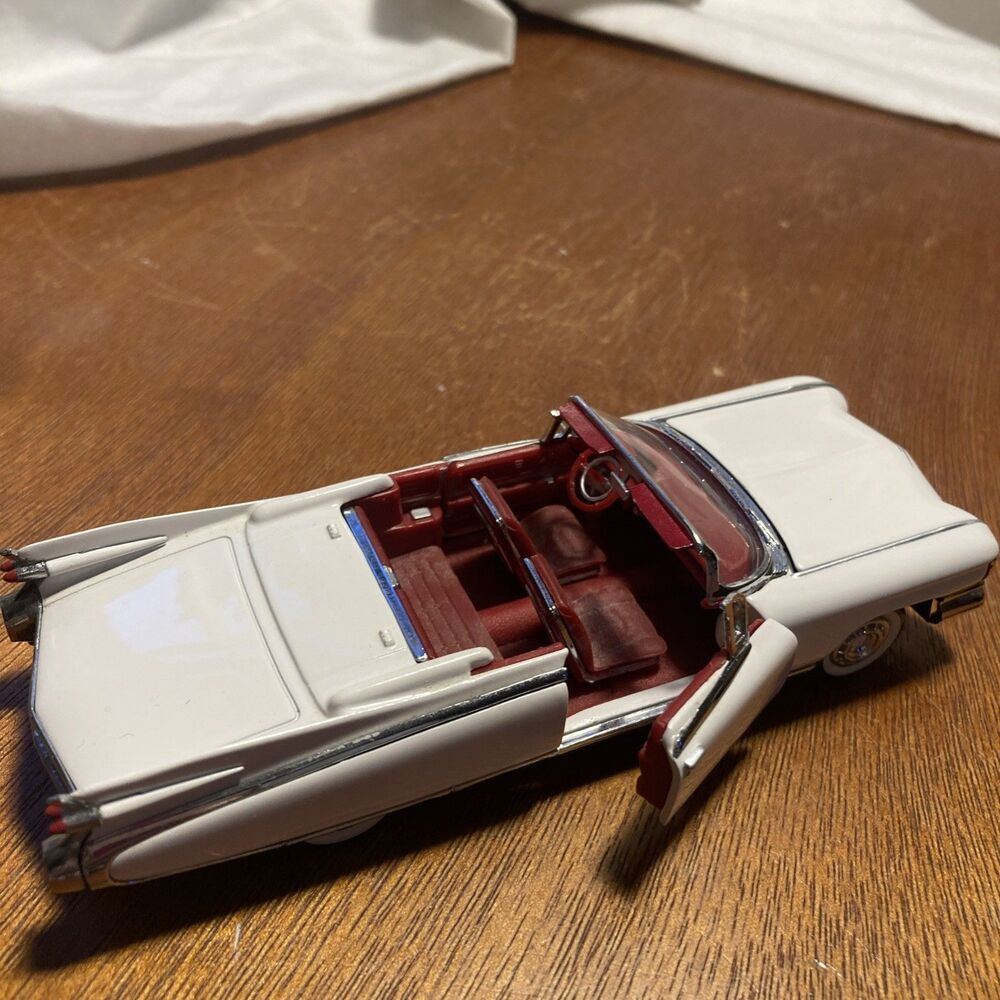 1987 Franklin Mint 1/43 Scale Diecast 1959 Cadillac Eldorado Biarritz Toy Car